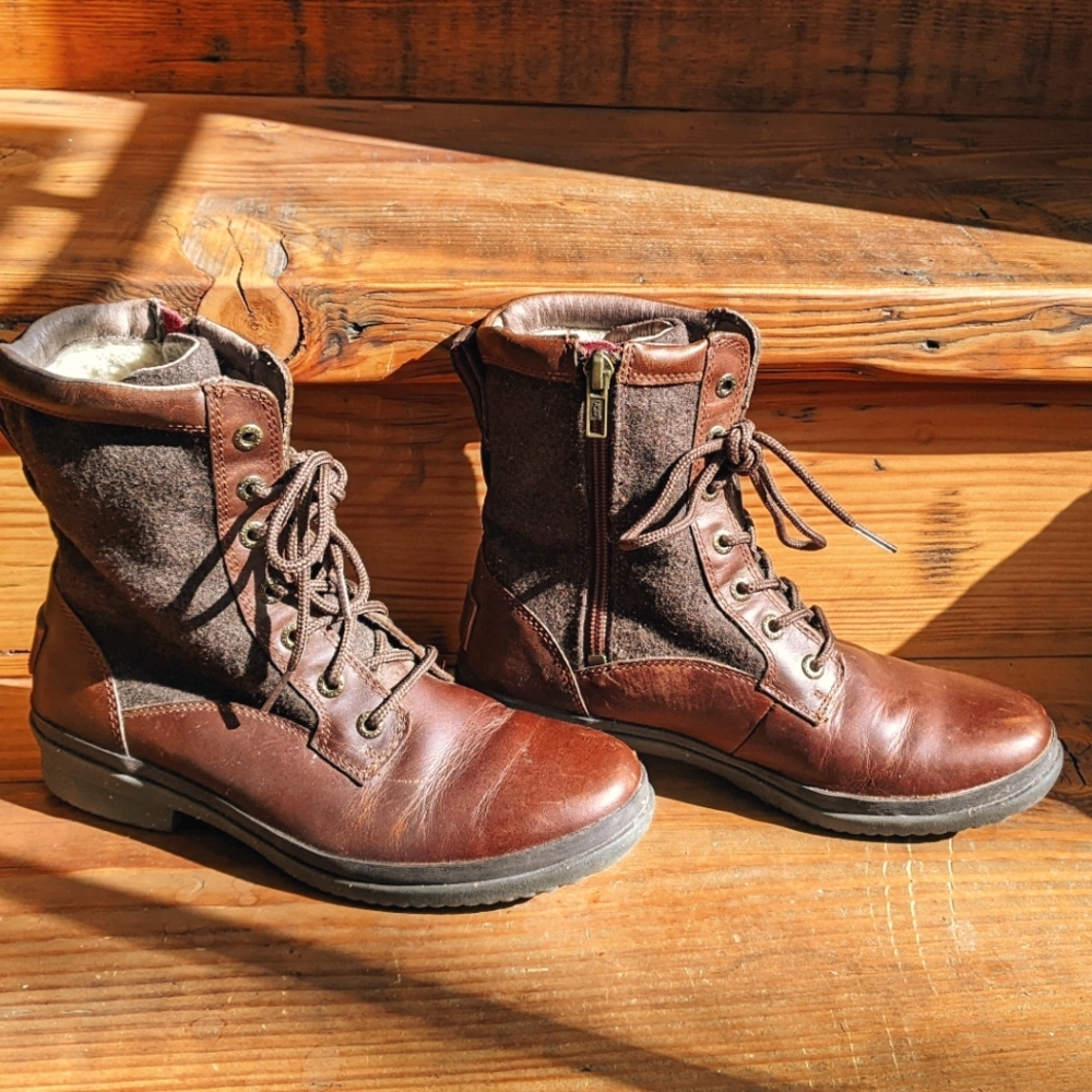 Ugg ankle boots with laces and side zipper